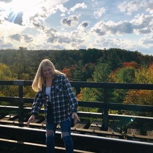 Meet your Posher, Emma